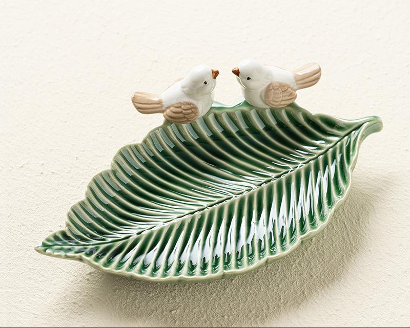 Handmade Ceramic Leaf Dish with Birds – Decorative Pottery Tray for Home & Table Décor