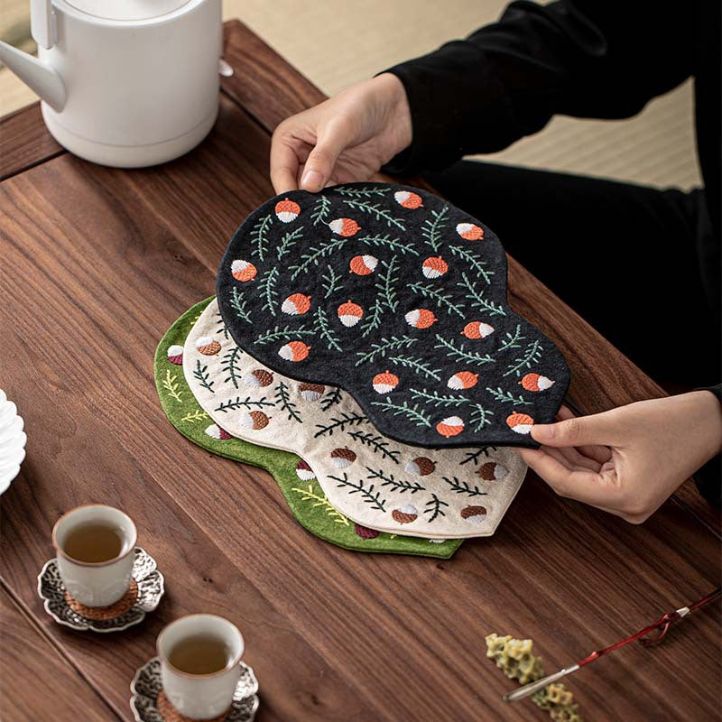 Handcrafted Tie-Dye Embroidered Gourd Tea Mat – Oriental Tea Table Decor