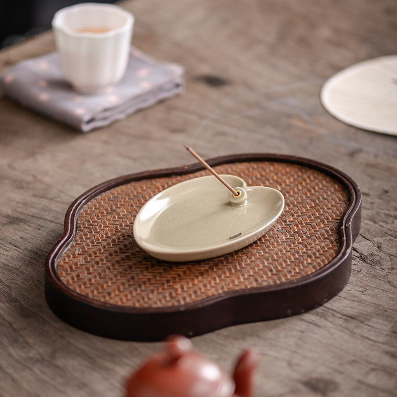 Leaf-Shaped Ceramic Incense Holder – Oriental Elegance Series
