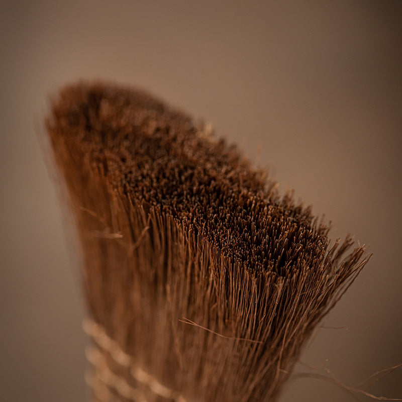 Handmade Natural Palm Fiber Brush for Zen Table – Chinese Tea Table Mat Cleaning Brush, Mini Broom for Meditation Space & Home Decor