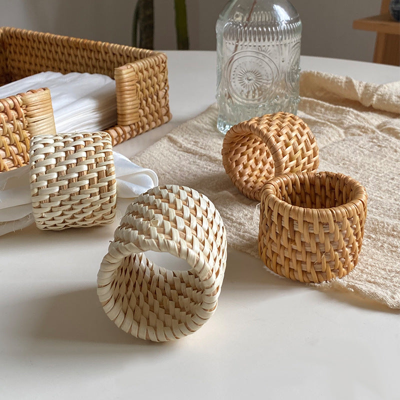 Napkin Rings Set of 6, Rattan Napkin Rings for Elegant Table Decoration, Perfect for Christmas Table Decor, Wedding Decor