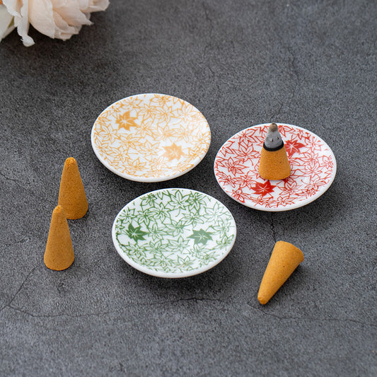 Plum blossom sandalwood incense tray, incense holder, incense tray, ceramic round plate, creative home decoration