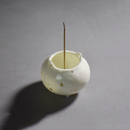 Mini ceramic incense burner, incense holder, all white,all white with gold, cute handicraft, home creative ornaments