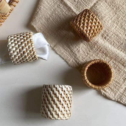 Napkin Rings Set of 6, Rattan Napkin Rings for Elegant Table Decoration, Perfect for Christmas Table Decor, Wedding Decor