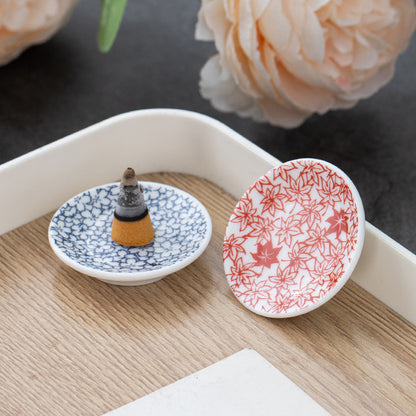 Plum blossom sandalwood incense tray, incense holder, incense tray, ceramic round plate, creative home decoration