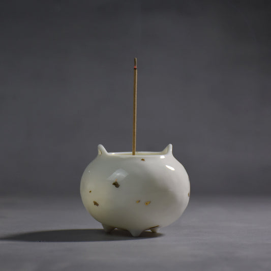 Mini ceramic incense burner, incense holder, all white,all white with gold, cute handicraft, home creative ornaments