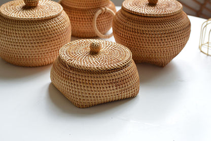 Rattan Storage Basket with Lid – Durable Wicker Box for Picnic, Decoration, and Multi-Purpose Storage